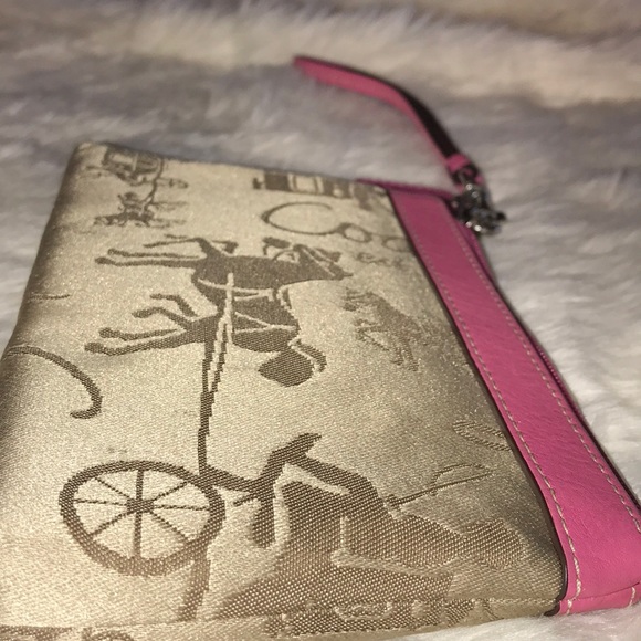 Coach wristlet NWOT - Picture 4 of 6
